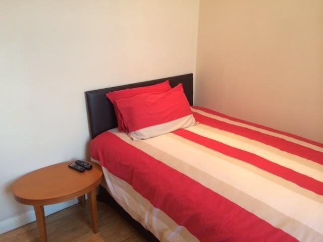 Nite Inn Bed & Breakfast Leeds  Room photo